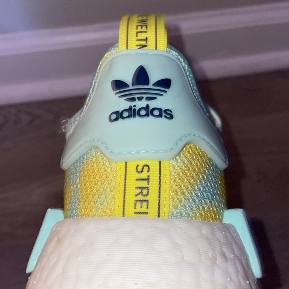 Adidas NMD R1 - Picture 6 of 6